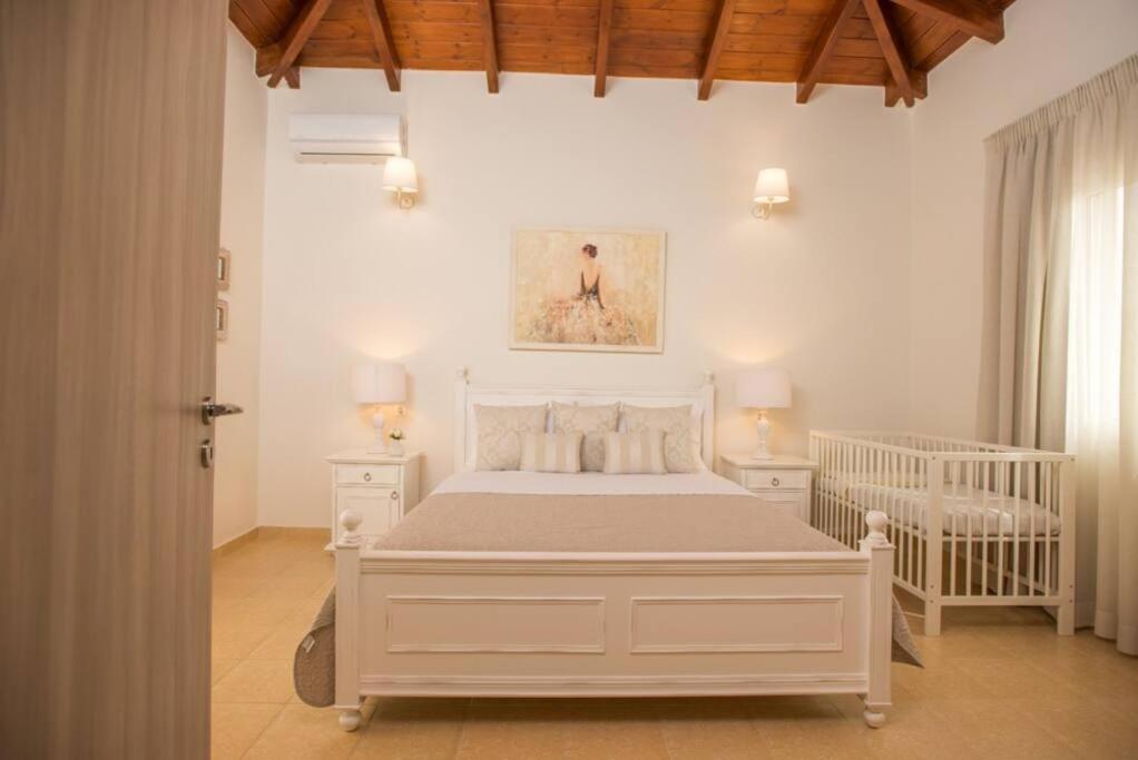 Kallisti Natural Villa Kalamaki  Extérieur photo